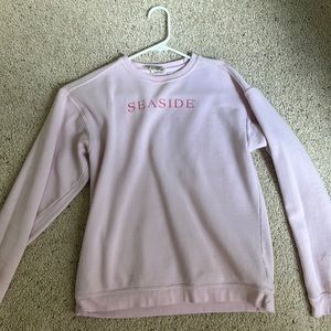 Seaside style crewneck